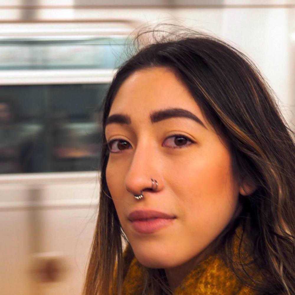 Meet your Posher, Taina